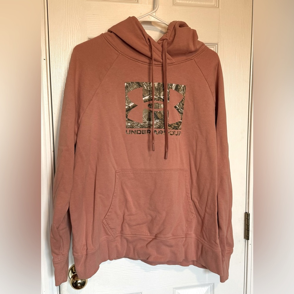 Women’s Under Armour Sweatshirt